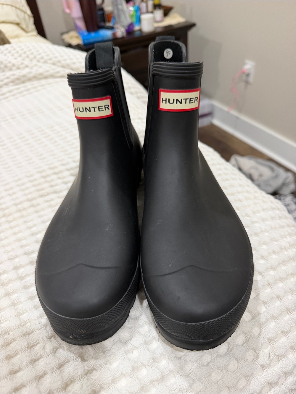 Hunter Women's Black Chelsea Short Rain Boots